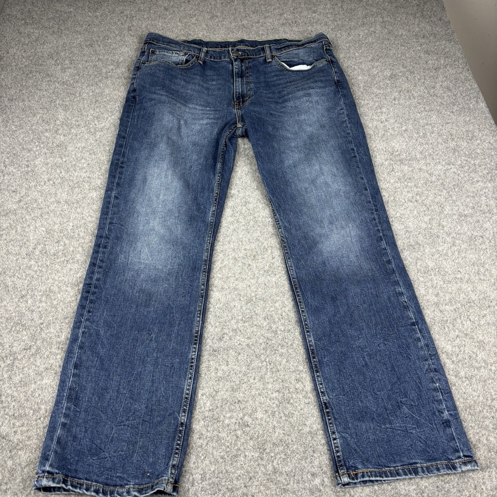 Levi's 514 Jeans Mens 38x32 Straight Leg Medium Wash Blue Excellent Condition